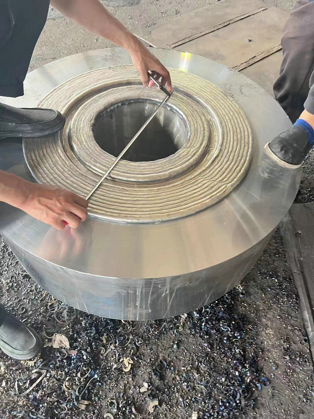 Factory supervision expediting service